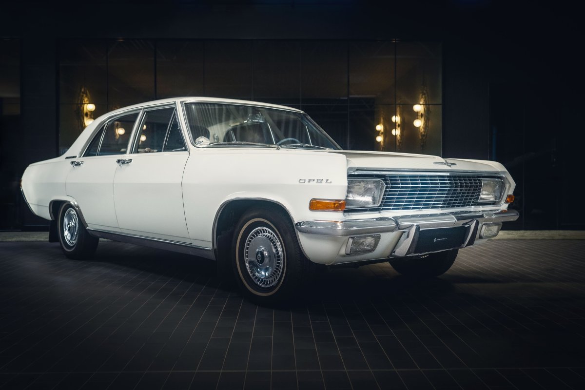 Opel Admiral A